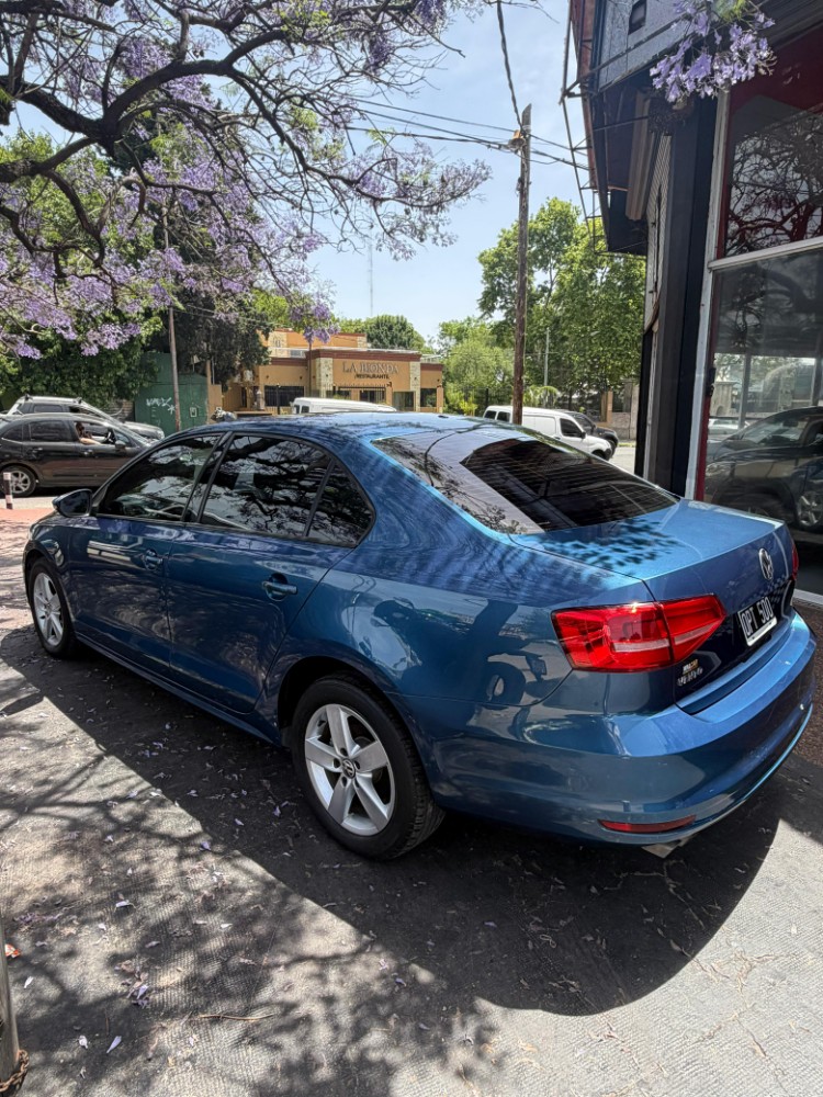 Volkswagen Vento 2.5 Advance Plus 170cv — foto 7